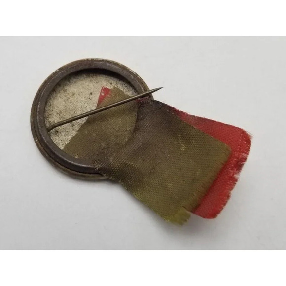 1930s 1940s Santa Claus MERRY CHRISTMAS HAPPY NEW YEAR Celluloid Pinback Button - Picture 6 of 6